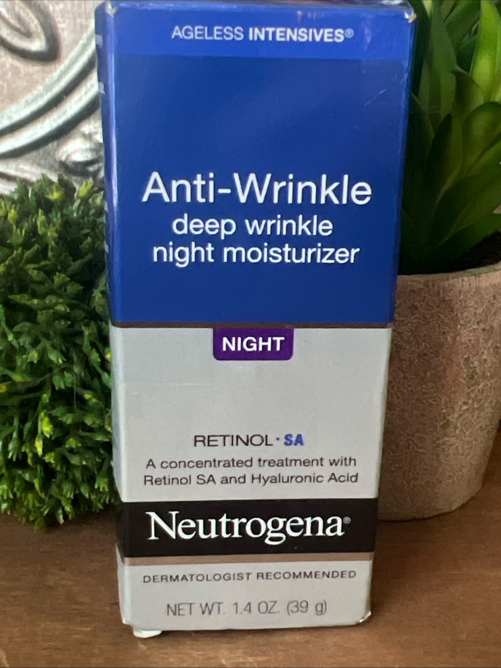 Retired Neutrogena Anti-Wrinkle Deep Wrinkle Night Moisturizer Retinol SA